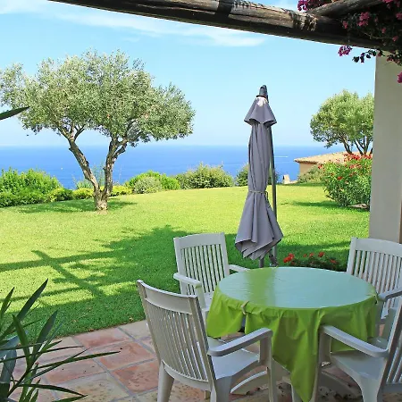 Domaine De Souvenance.1 * La Garonnette-Plage